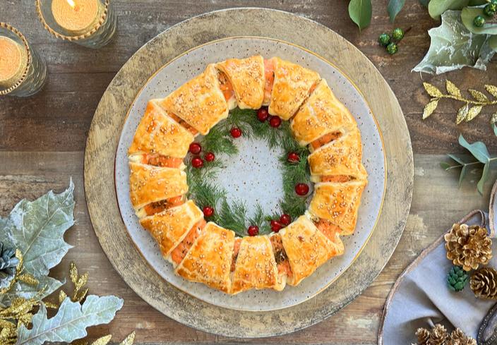 Corona de hojaldre con salmón ahumado