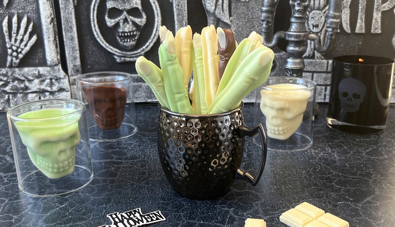 Dedos monstruosos de chocolate blanco