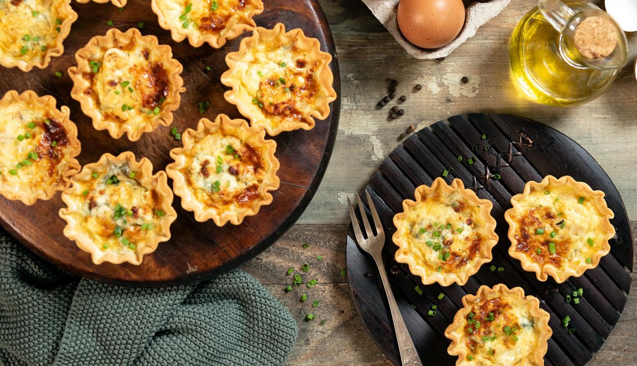 Tartaletas de pera y queso azul