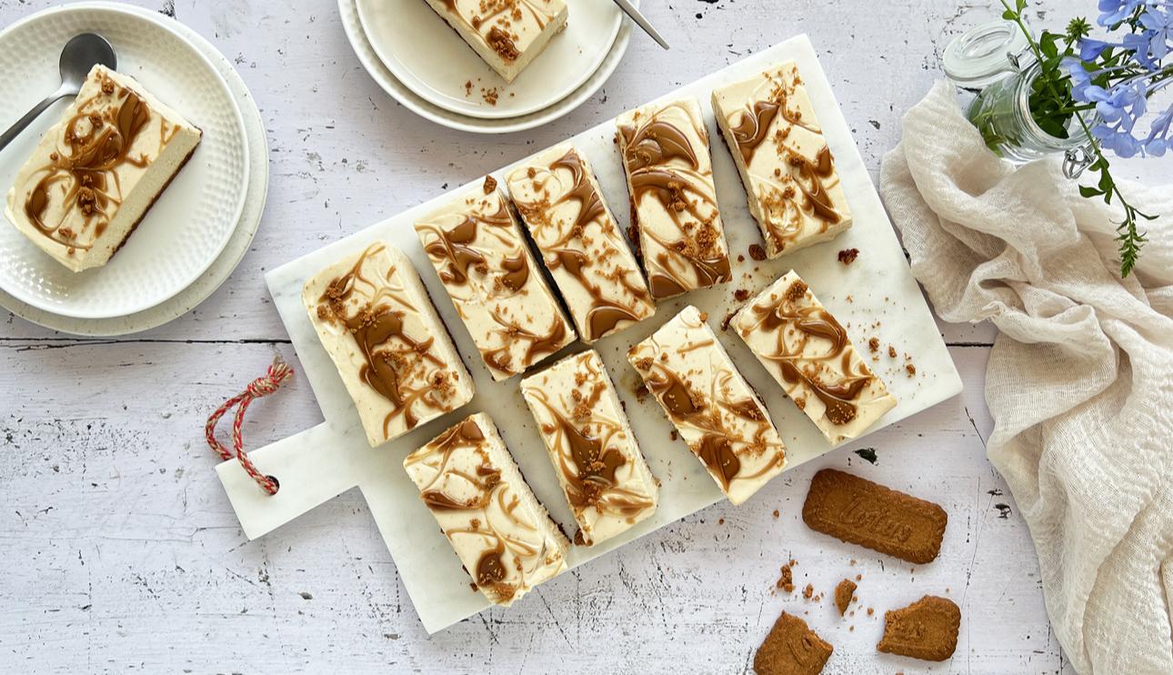 Lotus Biscoff Cheesecake Bars