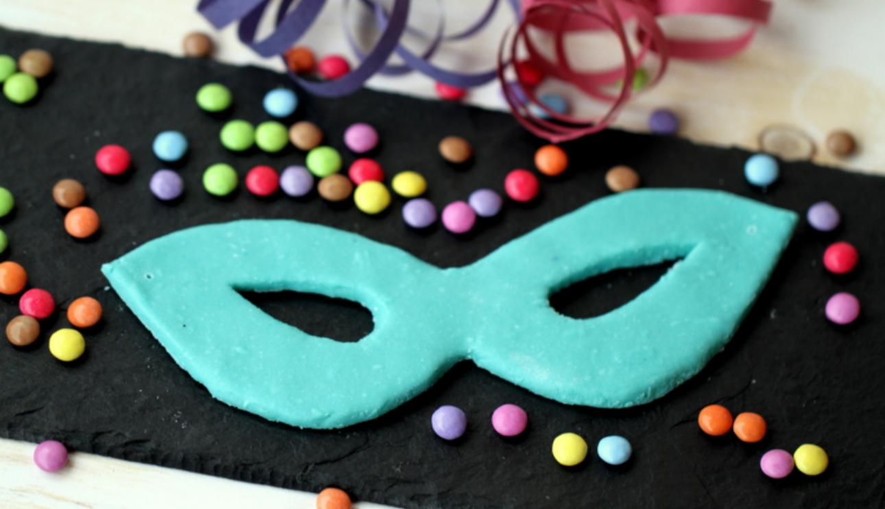 Figuras moldeables de leche condensada (antifaz para carnaval)