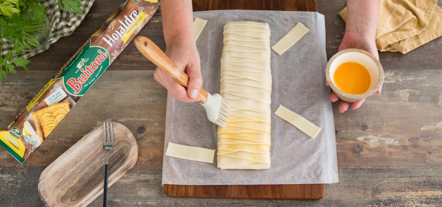 Trenza de hojaldre de jamón y queso