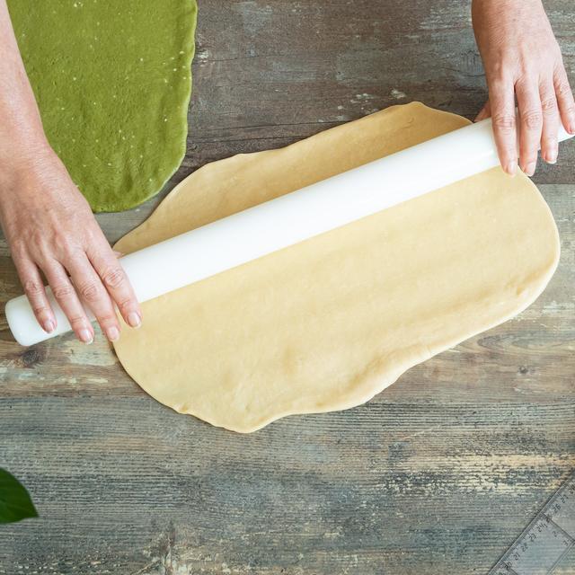 Brioche de chocolate blanco y té matcha