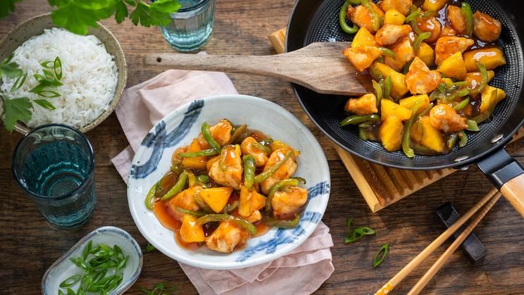 Gebackenes Hähnchen süß-sauer