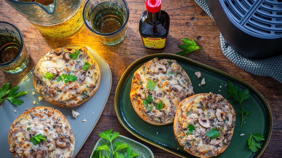 Champignon-Pizza Brötchen im Airfryer