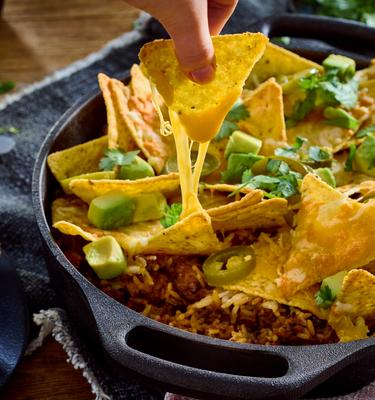 Überbackene Nacho-Hack-Pfanne
