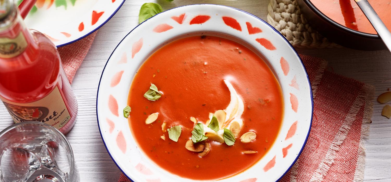 Tomatensuppe mit Mascarponecreme | maggi.de