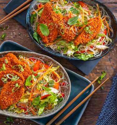 Sommerrollen Salat mit Hähnchen im Airfryer