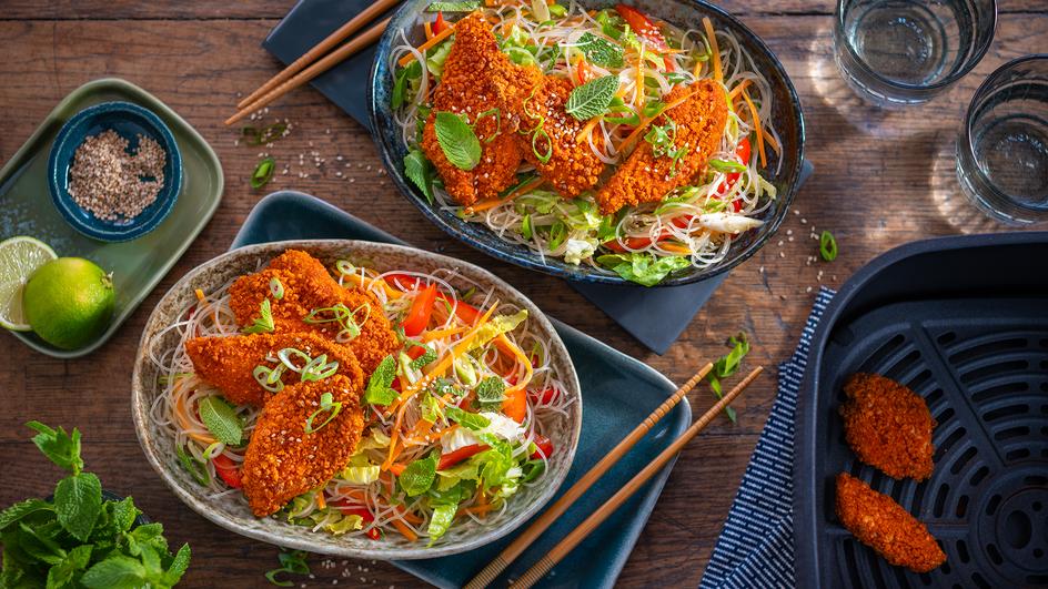 Sommerrollen Salat mit Hähnchen im Airfryer