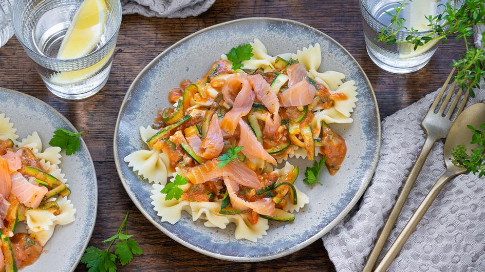 Farfalle mit Räucherlachs