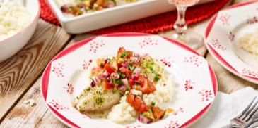 Mediterraner Ofenfisch mit Tomaten