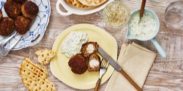Frikadellen mit Schafskäse
