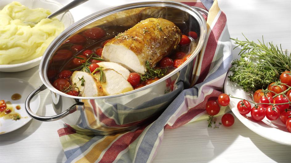 Sommerbraten mit Tomaten und Kräutern