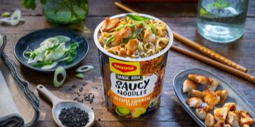 Saucy Noodles Sesame Chicken Taste mit Hähnchen
