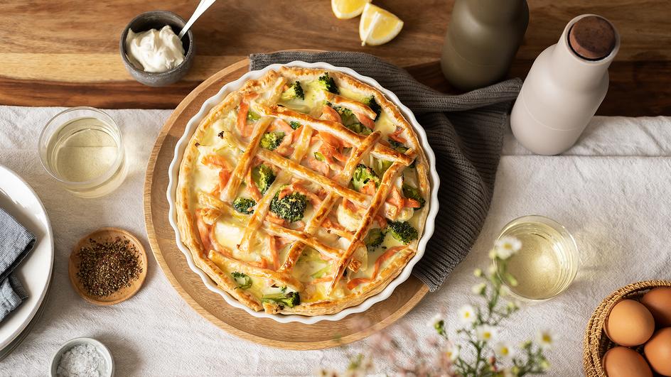 Broccoli-Blumenkohl-Tarte mit Räucherlachs