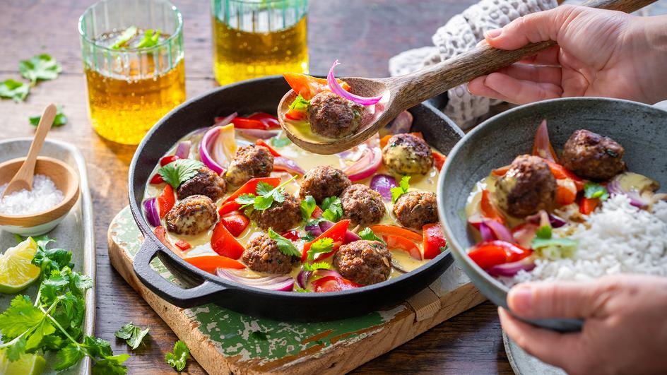 Thai Curry mit Hackbällchen