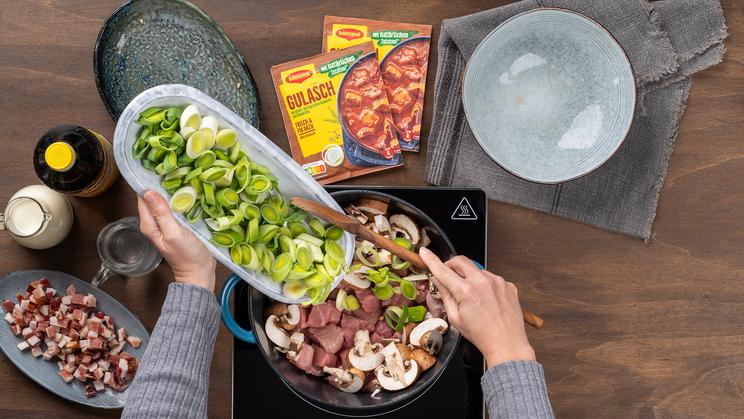 Gulasch "Jäger Art"