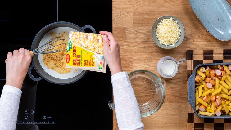 Nudel-Gratin mit Würstchen Rezept
