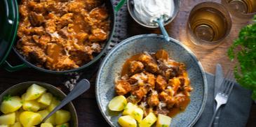 Gulasch "Szegediner Art"