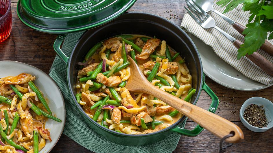 One Pot Spätzle mit Pute | maggi.de