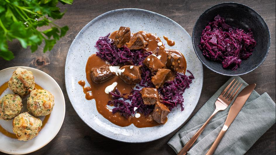 Hirschragout mit Quittengelee