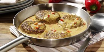 Frikadellen mit Jäger-Paprika-Sauce