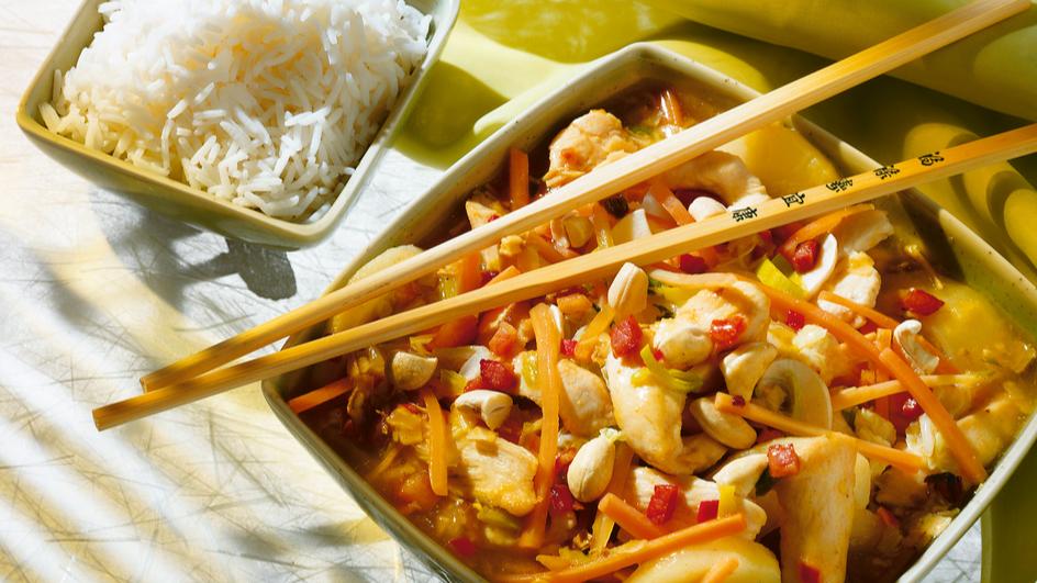 Chinesische Geflügelpfanne