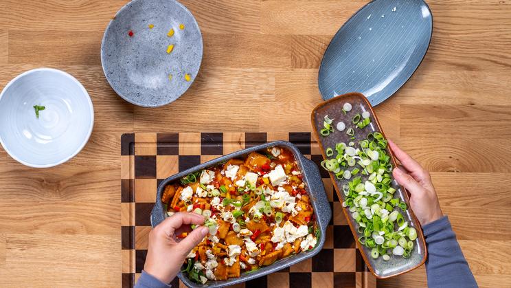 Ravioli-Gemüse Auflauf mit Feta