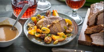 Rinderschmorbraten mit Äpfeln und Maronen