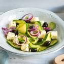 Kretischer Zucchinisalat mit Schafskäse und Oliven