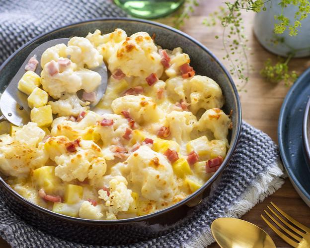 Blumenkohl-Kartoffel-Gratin mit Schinken