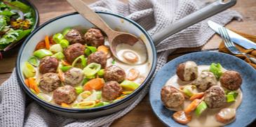 Hackbällchen mit Gemüse