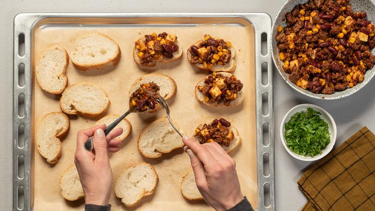 Chili con Carne Baguette