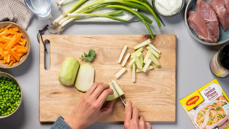 Geschnetzeltes mit Erbsen und Kohlrabi