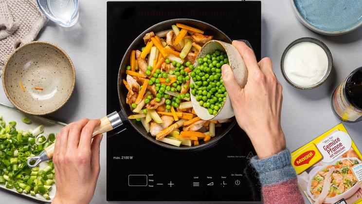 Geschnetzeltes mit Erbsen und Kohlrabi