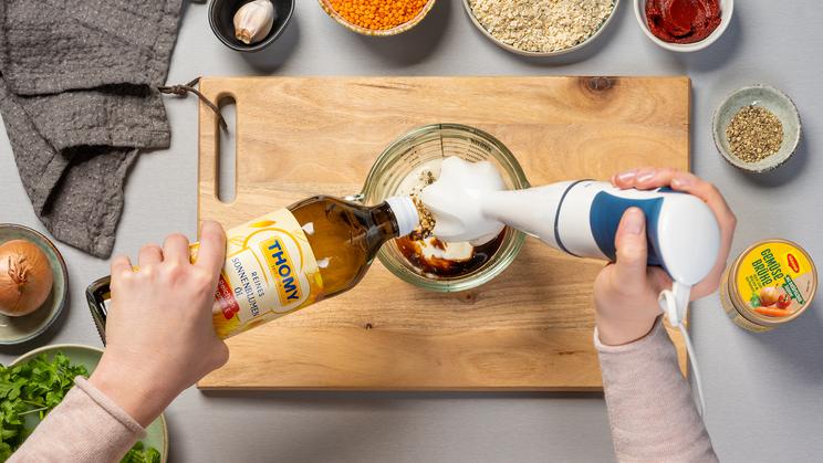 Linsen-Burger mit veganer Mayo