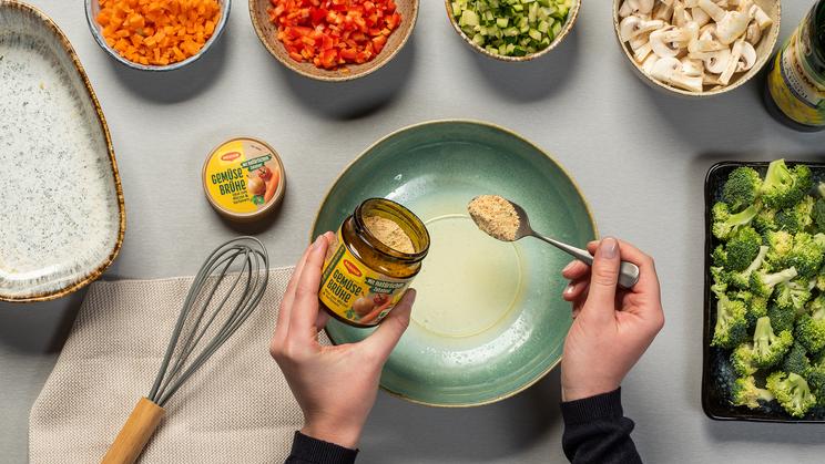 Gefüllte Süßkartoffel mit Gemüse