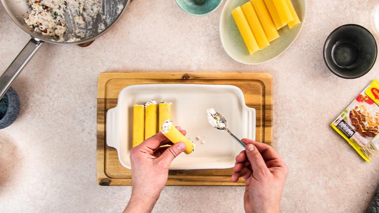 Cannelloni mit Tofu-Nuss-Füllung