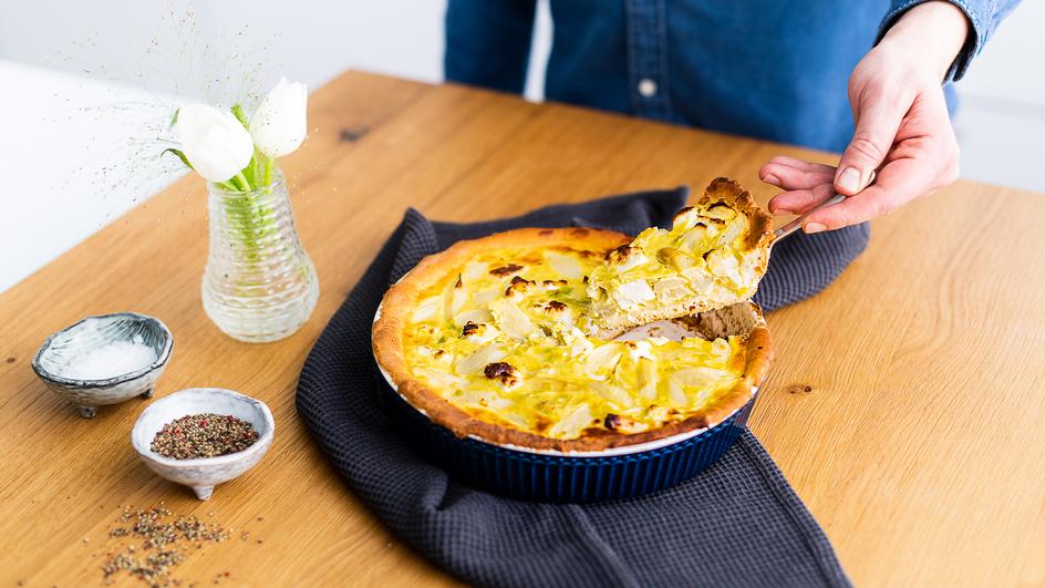 Spargeltarte mit Lauch und Feta