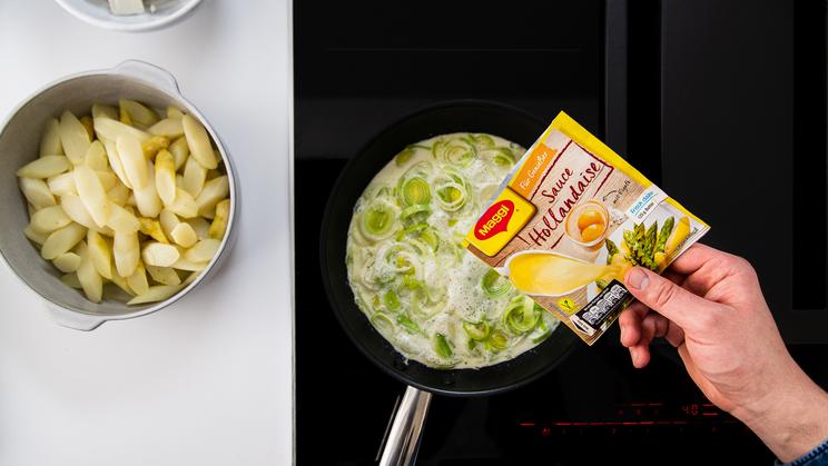 Spargeltarte mit Lauch und Feta