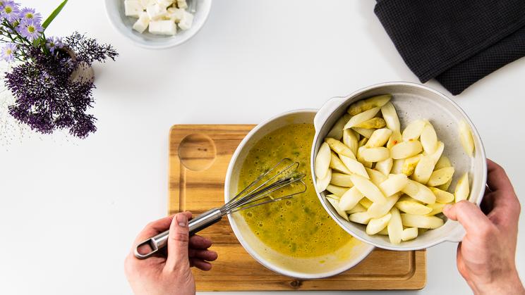 Spargeltarte mit Lauch und Feta