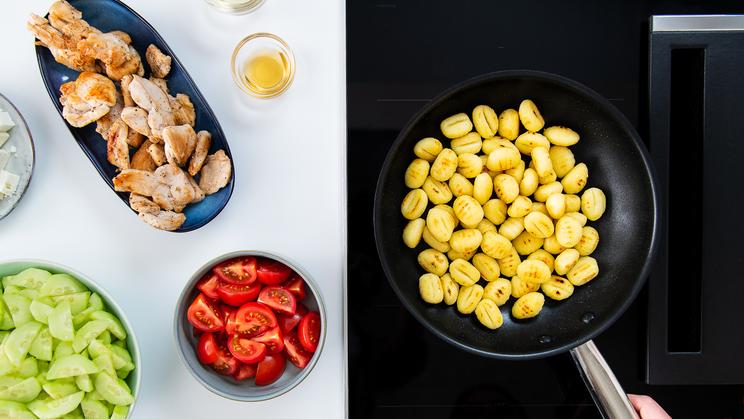 Bunter Gnocchi-Salat