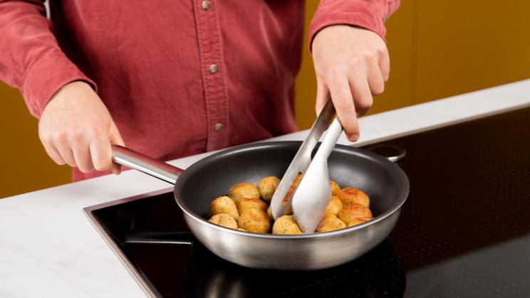 Spinat-Tabouleh mit Falafel