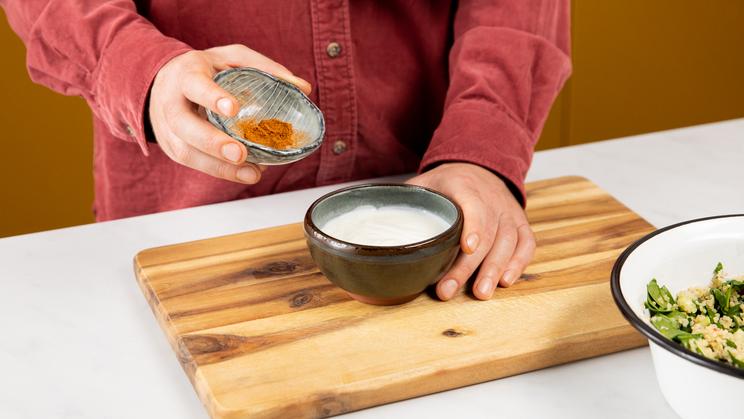 Spinat-Tabouleh mit Falafel