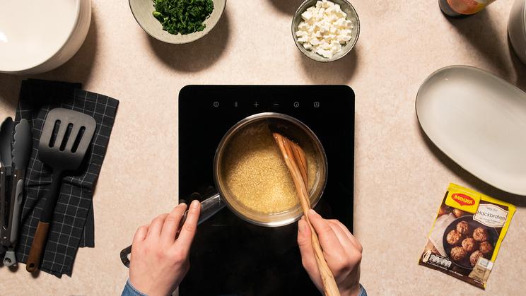Quinoa Spinat Bratling mit Feta
