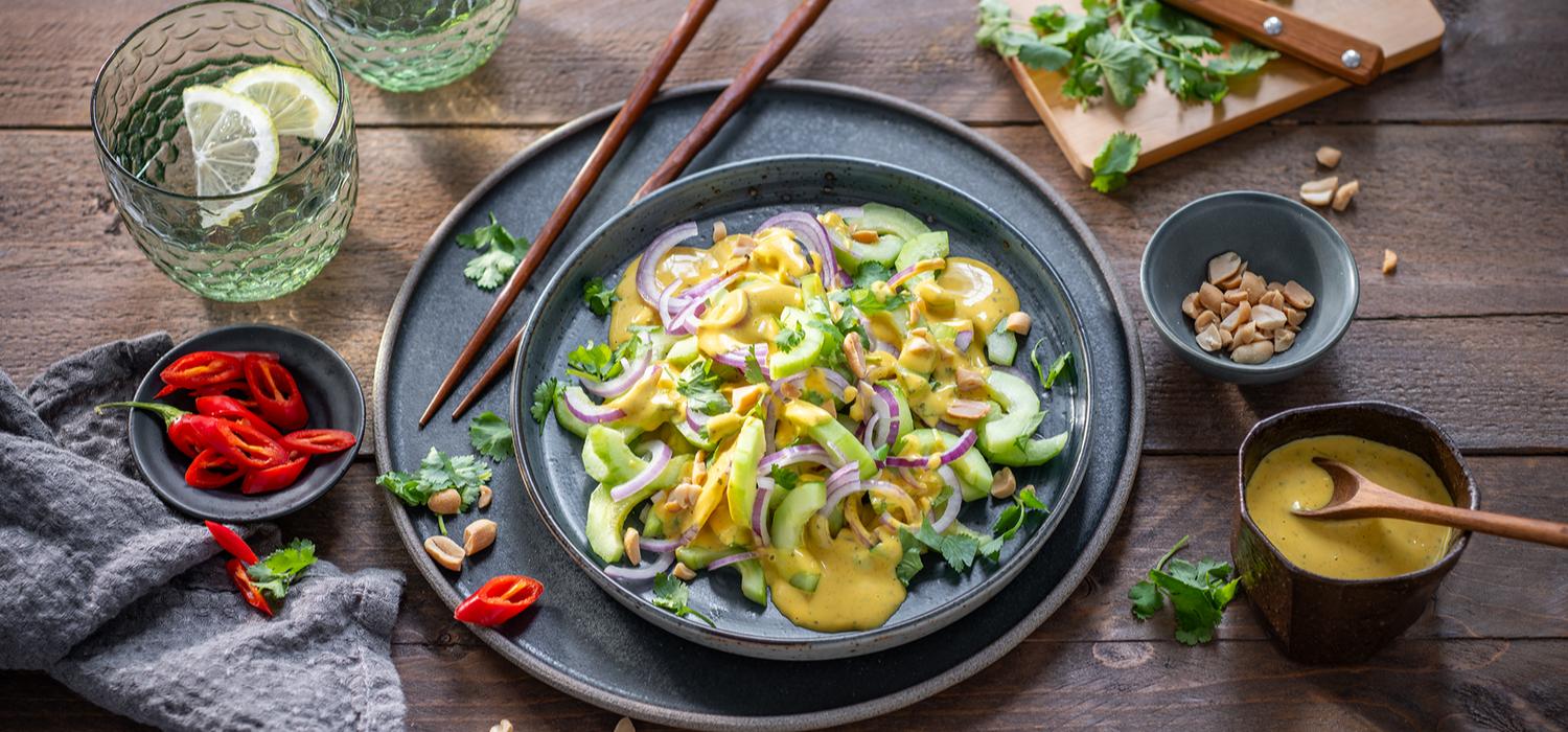 Gurkensalat Thai Curry Style