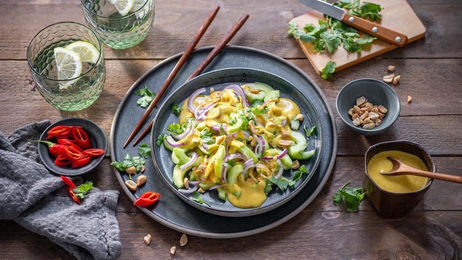 Gurkensalat Thai Curry Style