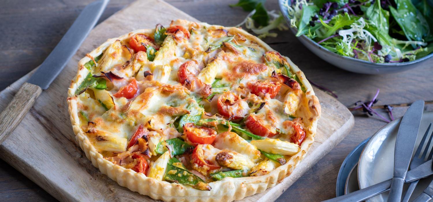 Spargel-Zuckerschoten-Quiche