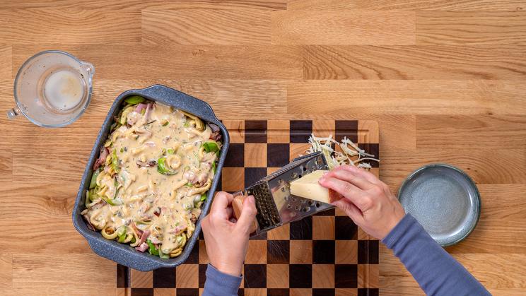 Herzhaftes Spätzle-Lauch-Gratin
