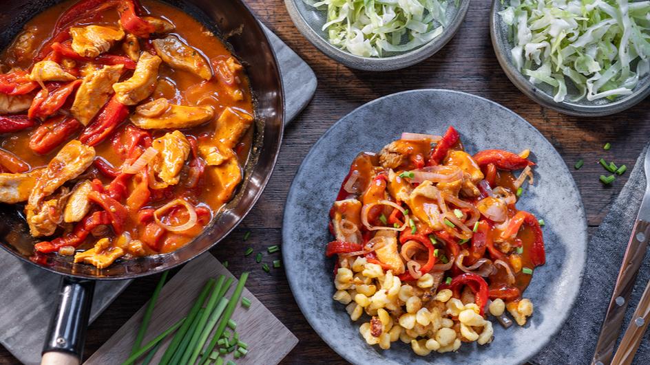 Ungarische Hähnchenpfanne mit Knöpfle